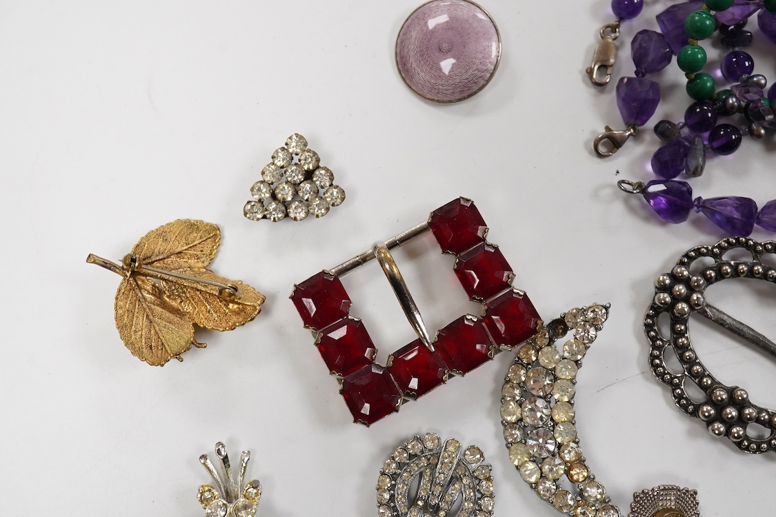 A 9ct and cabochon black onyx set pendant, on a 9ct chain, a 9ct and gem set ring and pair of 9ct and cultured pearl set ear clips, together with other items including costume jewellery, a silver bangle and a silver book